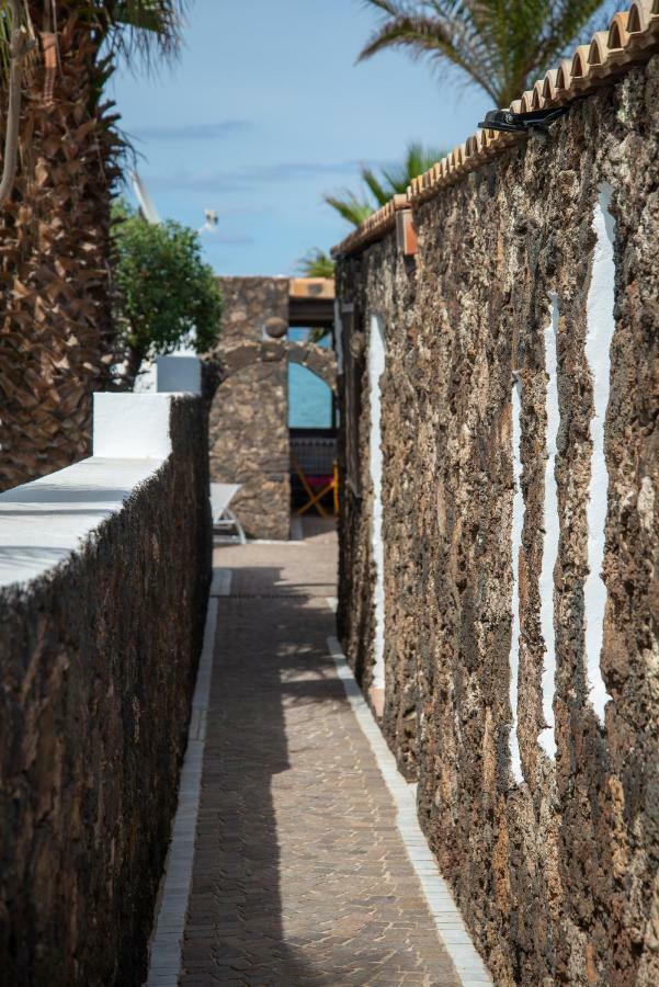 La Golondrina - Beach Froont Corralejo Exterior foto